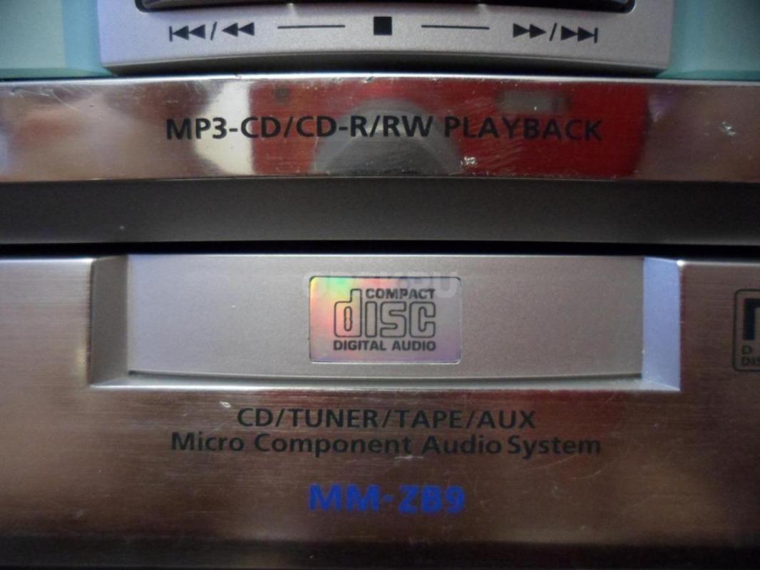 Музыкальный центр Samsung MM-ZB9. - Новотроицк