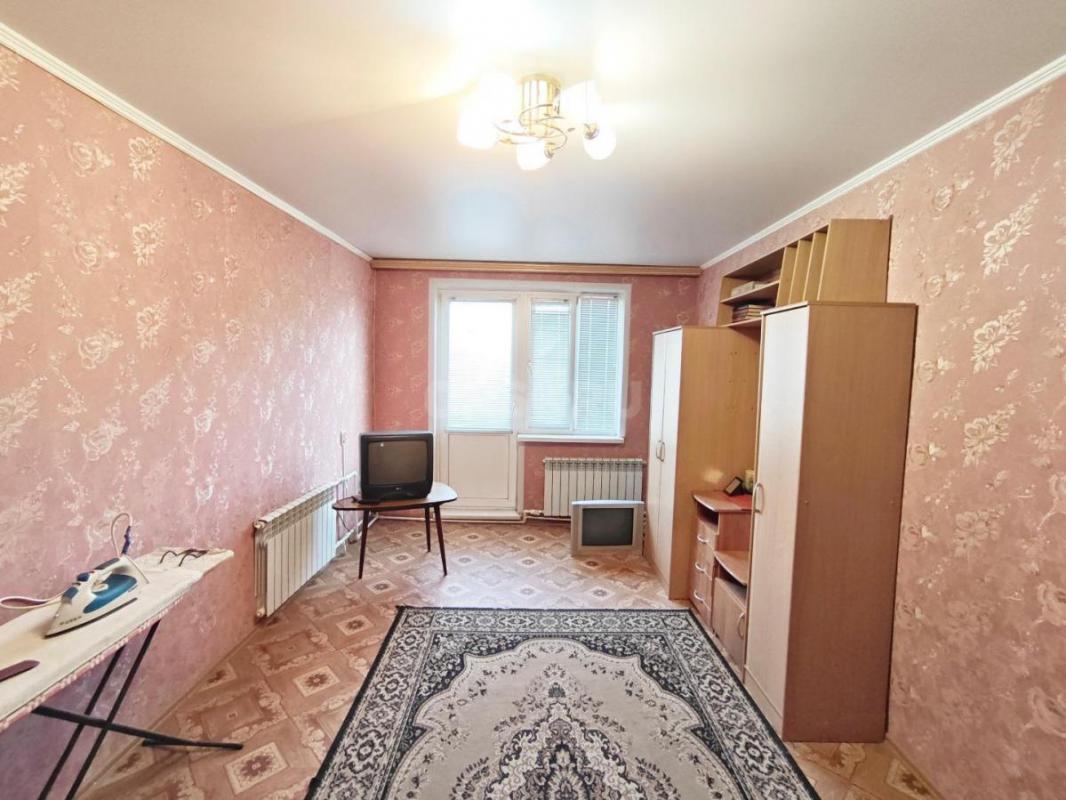 Продается уютная однокомнатная квартира на пятом этаже панельного дома. - Орск