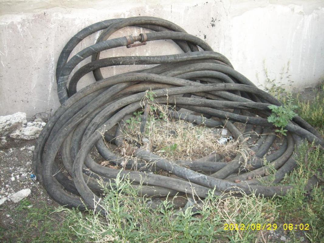 Рукав-шланг диаметром внутри 50 мм, длина 42 метра, для битума, воды, нефтепродуктов - Орск