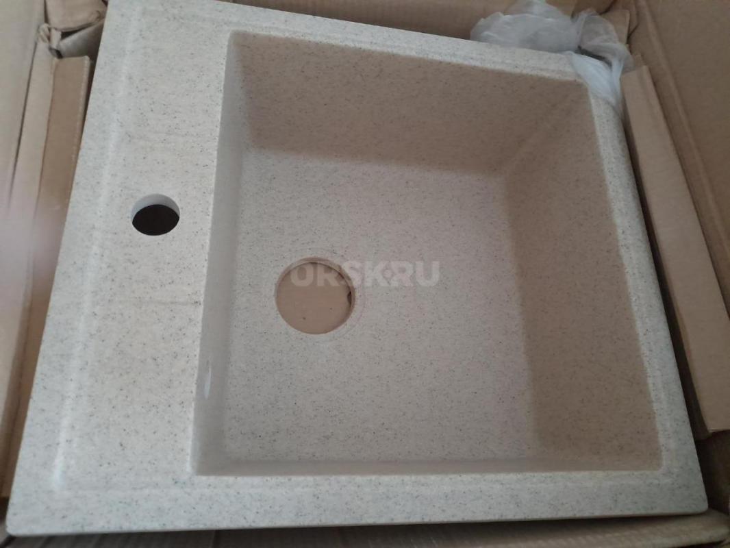 Продам  абсолютно новую мойку  под мрамор. - Орск