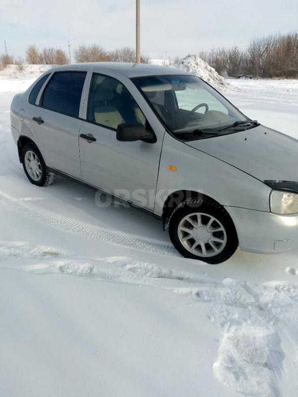 Продам ВАЗ в отличном состоянии эур стекло подъемники музыка сигнализации центр замок двигатель коро - Орск