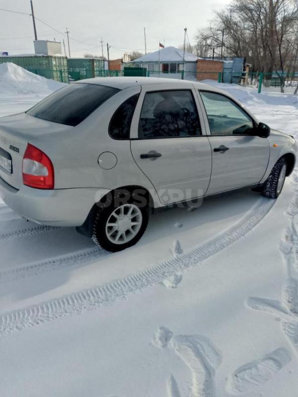 Продам ВАЗ в отличном состоянии эур стекло подъемники музыка сигнализации центр замок двигатель коро - Орск