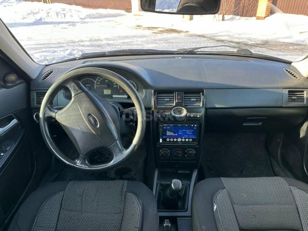 Продам Lada Priora 
2011 года выпуска ( универсал ) 
В хорошем как внешне ,так и техническом состо - Орск