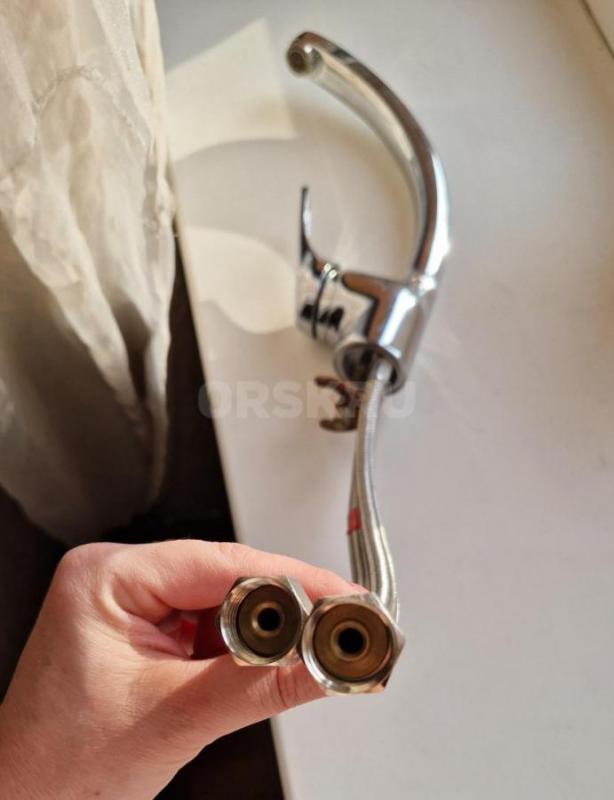 Продам сместитель для кухни Vidima, полностью в рабочем отличном состоянии, тяжёлый качественный, бе - Орск