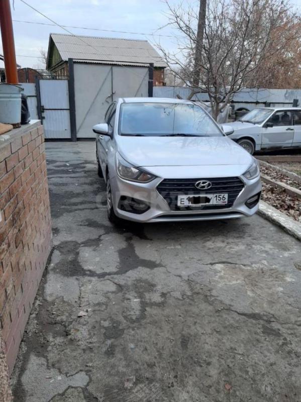 БОЛЬШАЯ ПРОСЬБА СМС НЕ ПИСАТЬ ТОЛЬКО ЗВОНИТЕ!! солярис 2018 год Состояние авто хорошее ! - Орск