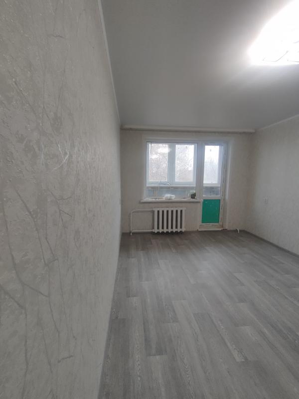 Продаётся уютная двухкомнатная квартира (распашонка) площадью 47.5 квадратных метров на четвёртом эт - Новотроицк