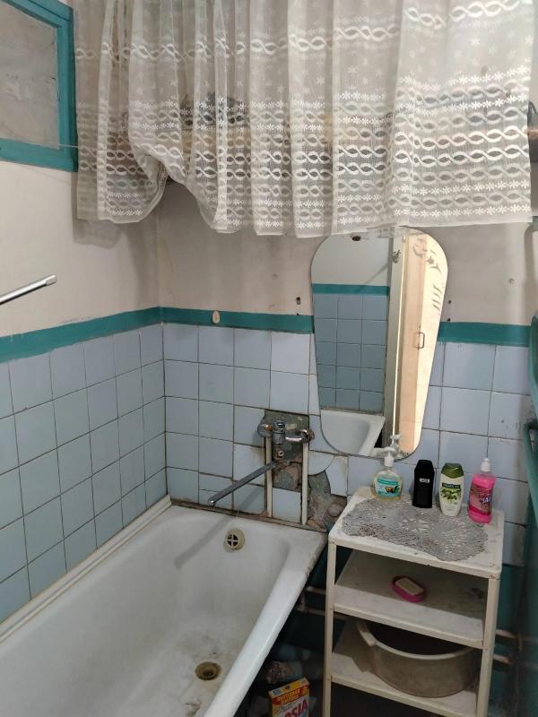 Предлагается к приобретению уютная двухкомнатная квартира общей площадью 44 квадратных метра, распол - Новотроицк