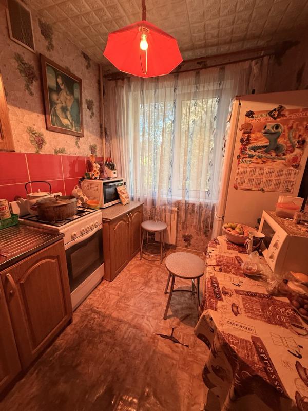 Предлагаем на продажу вариант 3-х комн квартиры по адресу: г. - Новотроицк