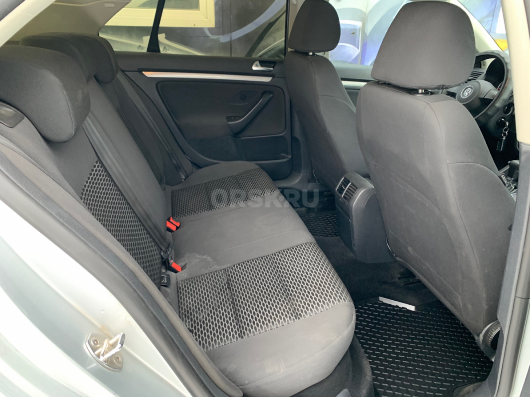 В ПРОДАЖЕ VOLKSWAGEN GETTA. 
2010 года в отличном техническом и внешнем состоянии. - Орск