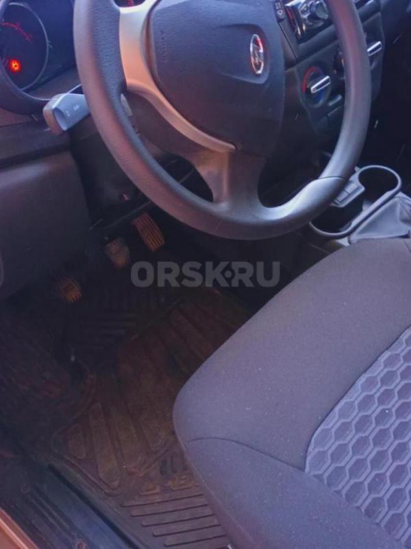 продам в хорошем состоянии без дтп пробег родной один хозяин окрас завод стекла тоже - Орск