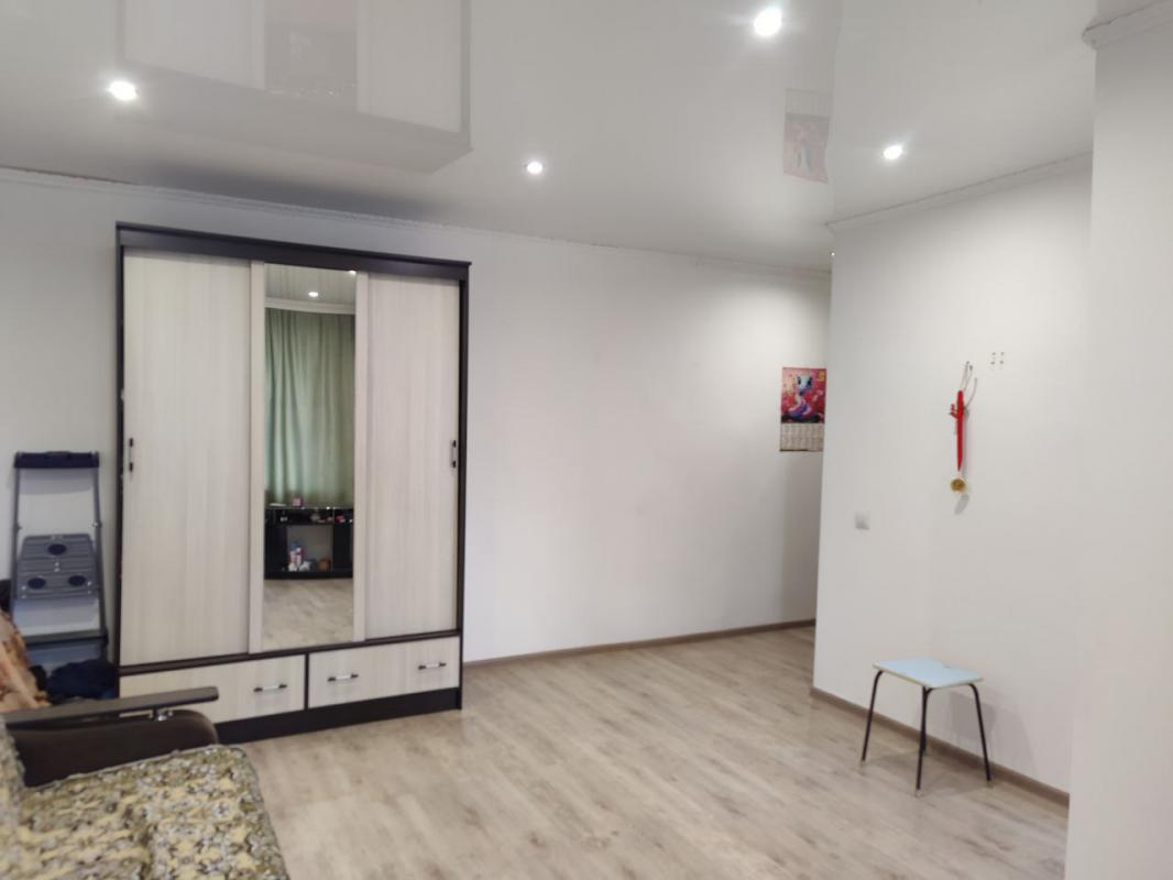 Продам 1-комнатную квартиру. - Гай