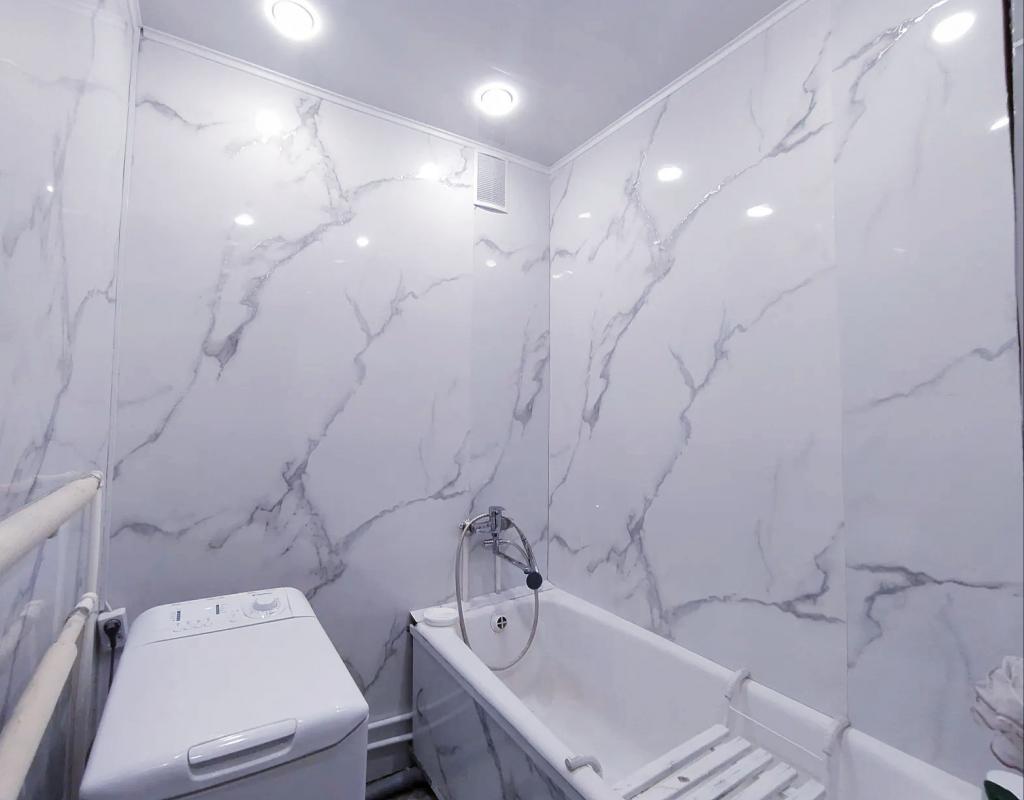 ПРОДАËТСЯ 3-Х КОМНАТНАЯ КВАРТИРА, С НЕОБЫЧНОЙ ПЛАНИРОВКОЙ, НА 5 ЭТАЖЕ, 5-ТИ ЭТАЖНОГО КИРПИЧНОГО ДОМА - Новотроицк