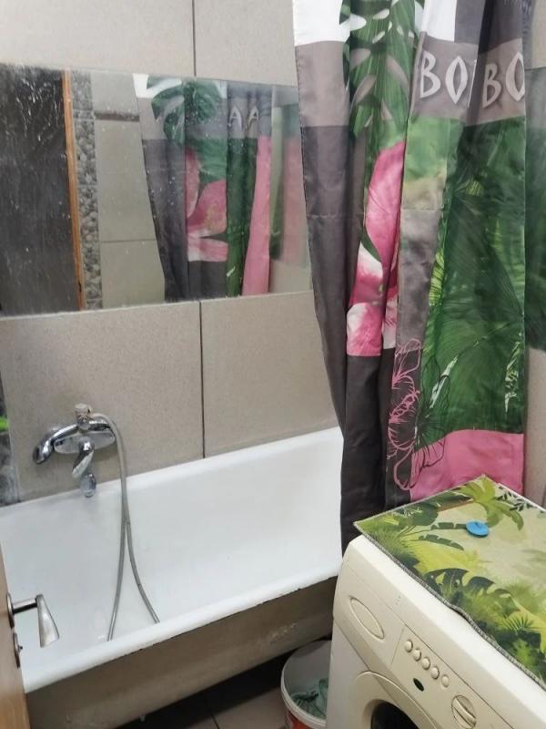 В продаже 3-комнатная квартира по адресу:  г. - Новотроицк