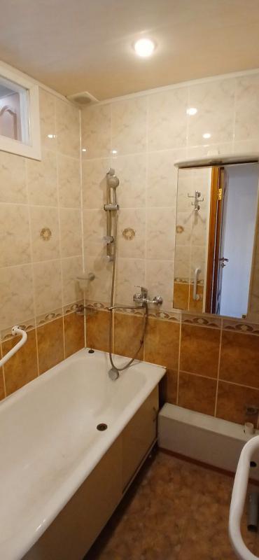 ОБРАТИТЕ ВНИМАНИЕ КВАРТИРА С ХОРОШИМ РЕМОНТОМ БЕЗ ВЛОЖЕНИЙ .!!!!!!!!! - Новотроицк