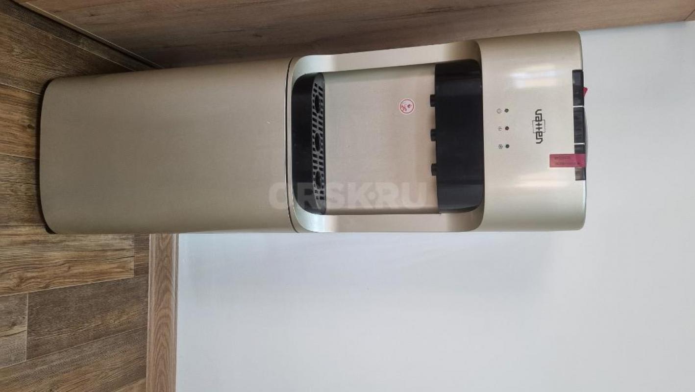 Продам кулер для воды, с холодильной камерой. - Орск