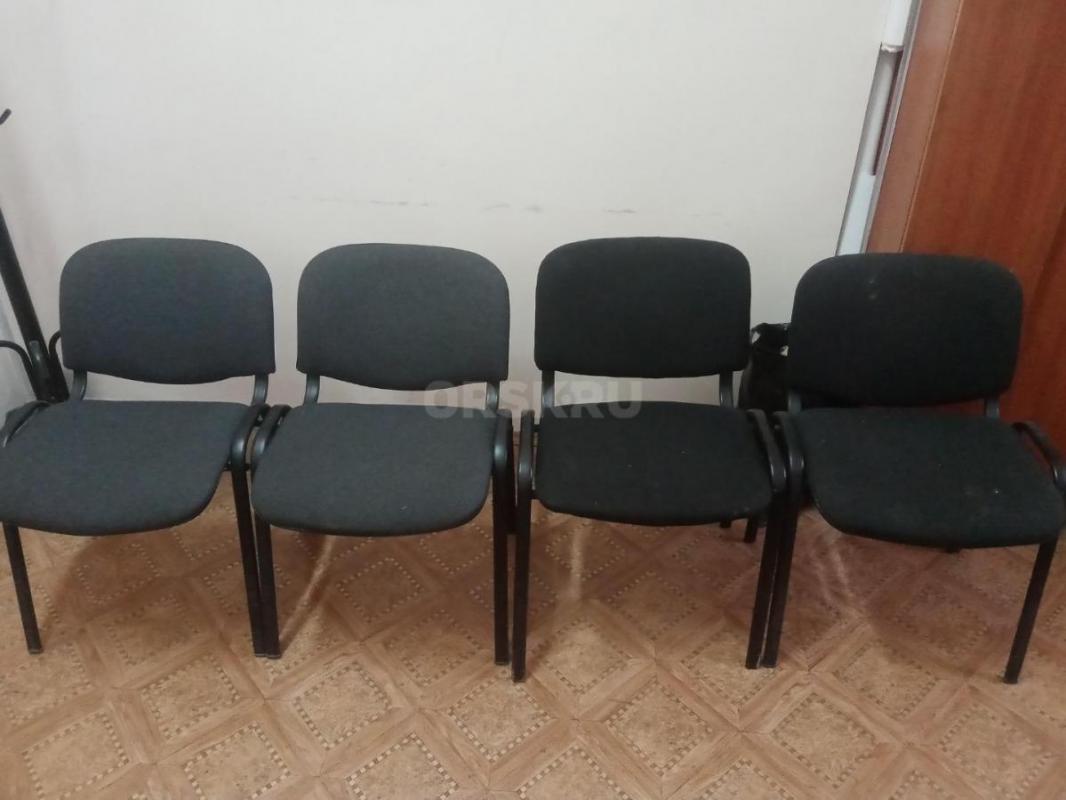 Стул компьютерный 1700р, стулья офисные 1100р. - Орск