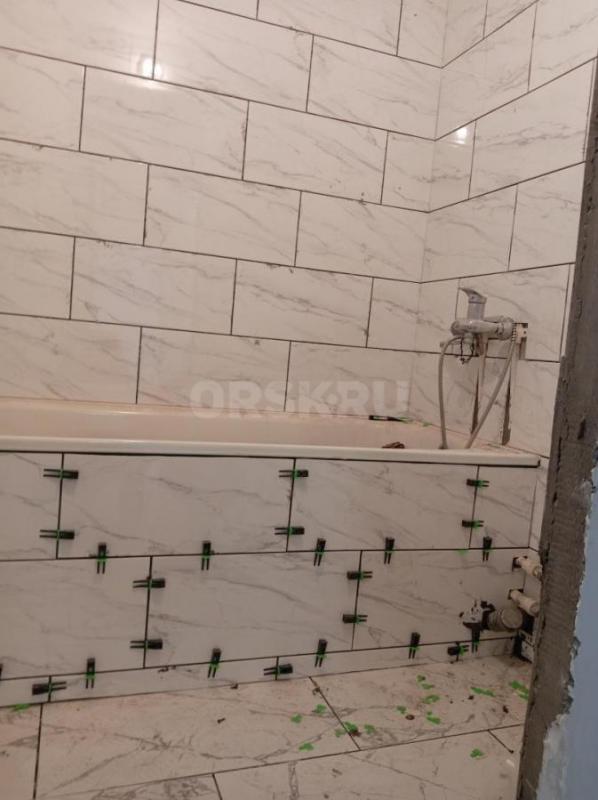 Строительная бригада 
Выполним следующие работы:
Шпаклёвка, штукатурка
Наливной пол
Плитка (в ку - Орск