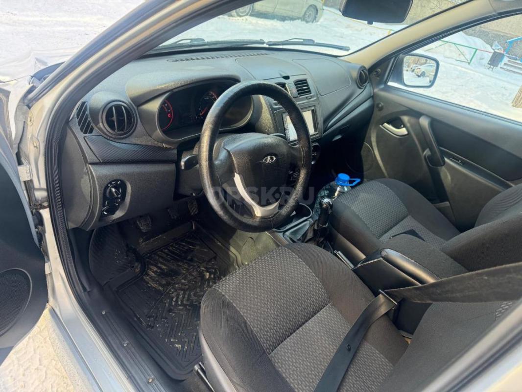 Продам калину 2 2013 года 
8 клапанная 
Сигнализация 
Эур 
Электро зеркала 
Музыка 
Машина в х - Орск