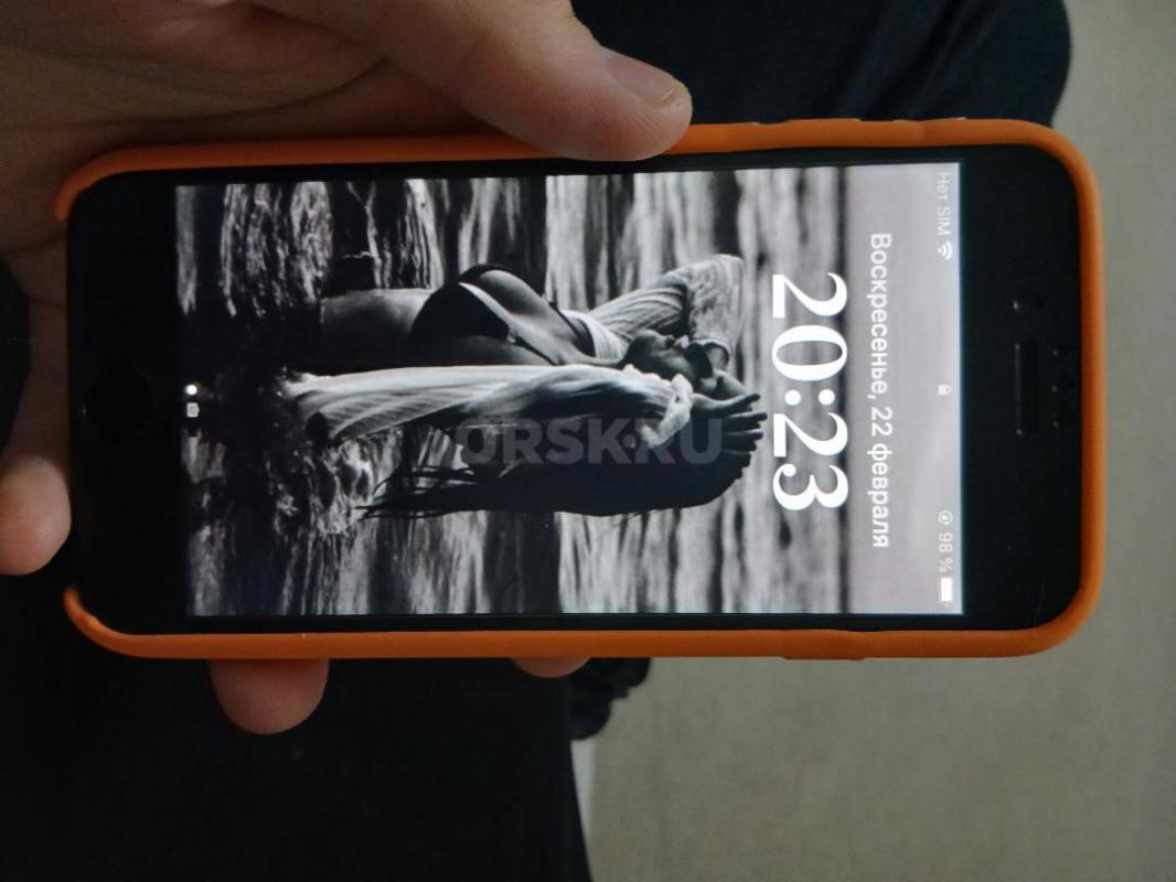 Продам айфон 8 на 64 гб.. - Новоорск