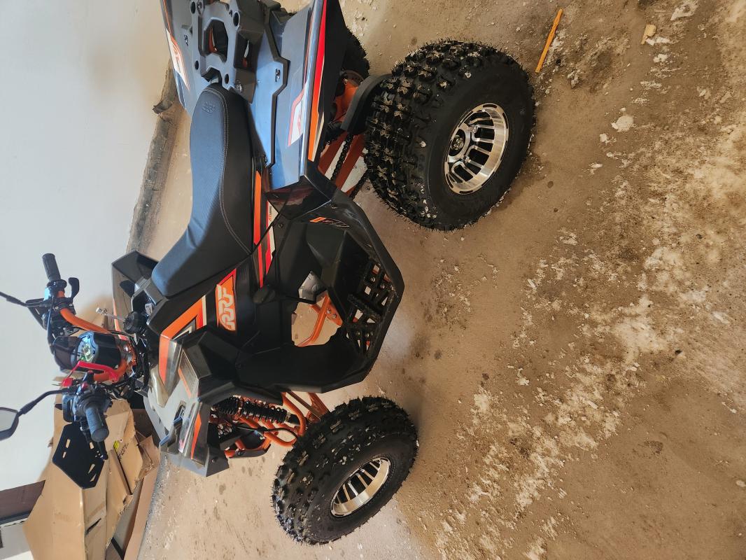 продам квадроцикл 125 кубов 10л.с. - Новоорск