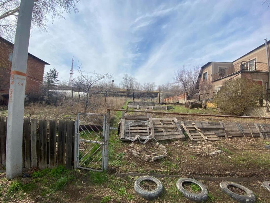 Продам земельный участок в частном секторе под строительство индивидуального жилого дома. - Орск