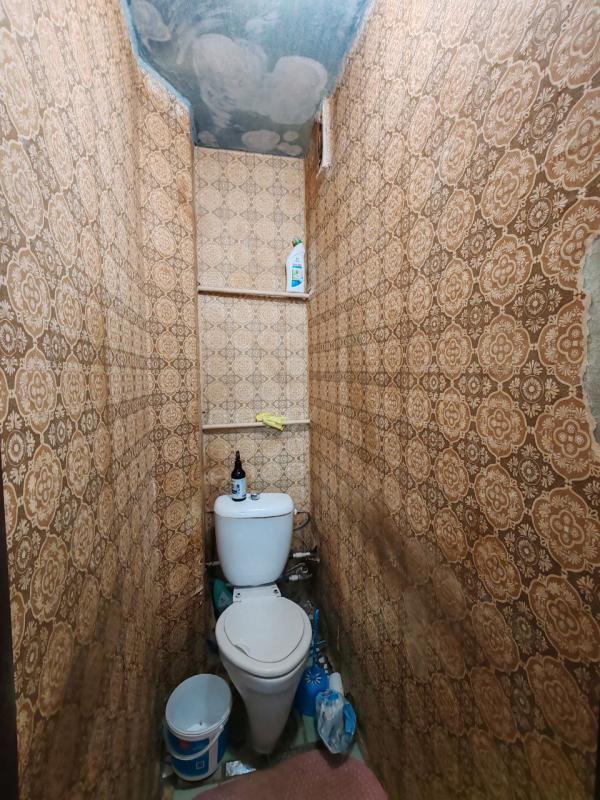 Продается 2-х квартира квартира на 4 этаже 5 этажного панельного дома по адресу г Новотроицк пр-т Ко - Новотроицк