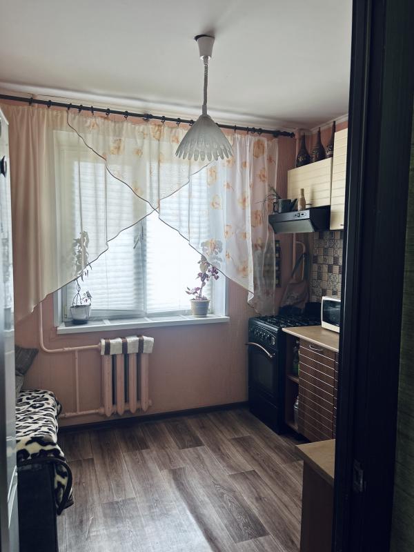 Собственник
Продается 1 комнатная квартира,очень теплая, улучшенной планировки. - Новотроицк