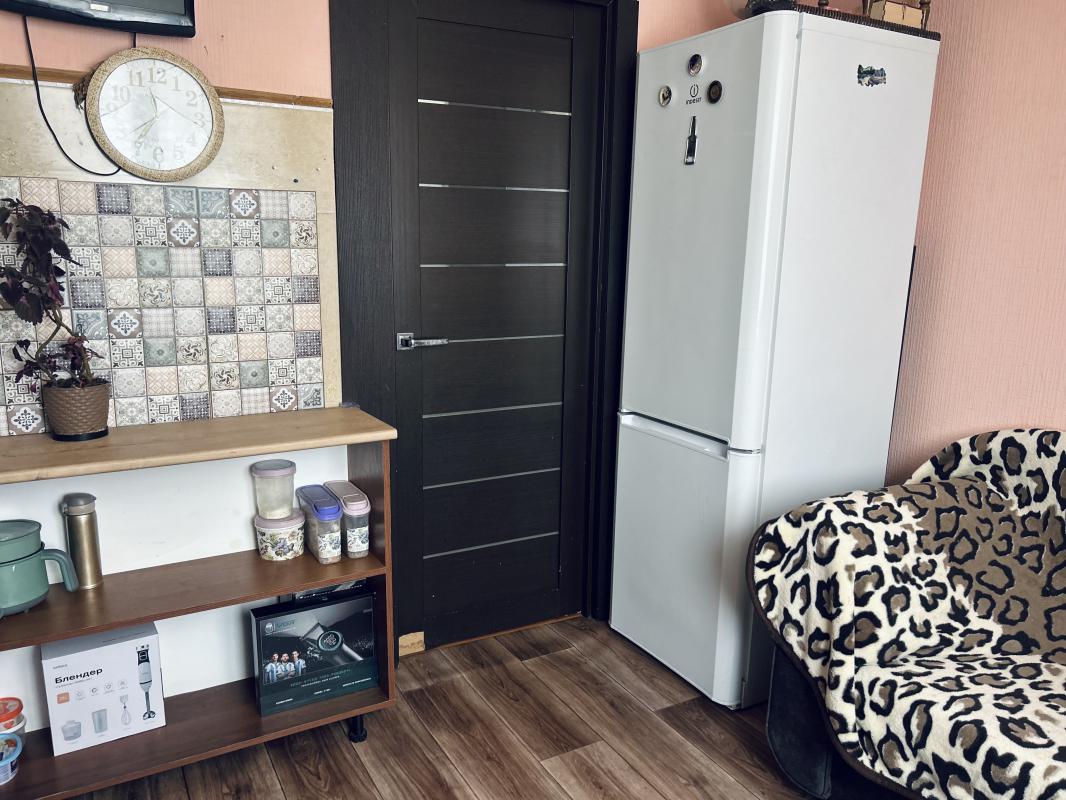 Собственник
Продается 1 комнатная квартира,очень теплая, улучшенной планировки. - Новотроицк