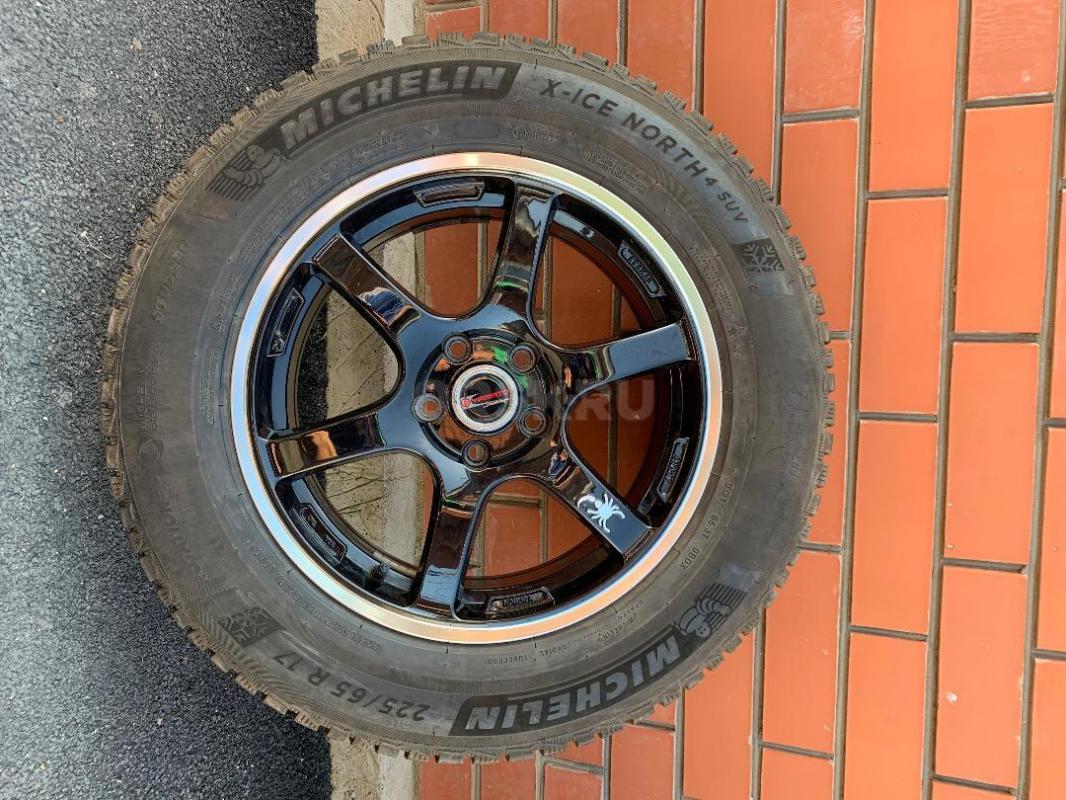 Продам колеса в сборе 225/65/17 разболтовка 5*114,3 резина Мишлен зима без и ремонта - Новоорск