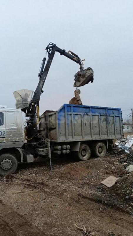 Услуги ломовоза ( хапуга ) 
Вывоз мусора в Орске и Оренбургской области
+++ЕСТЬ ЛИЦЕНЗИЯ НА ВЫВОЗ - Орск