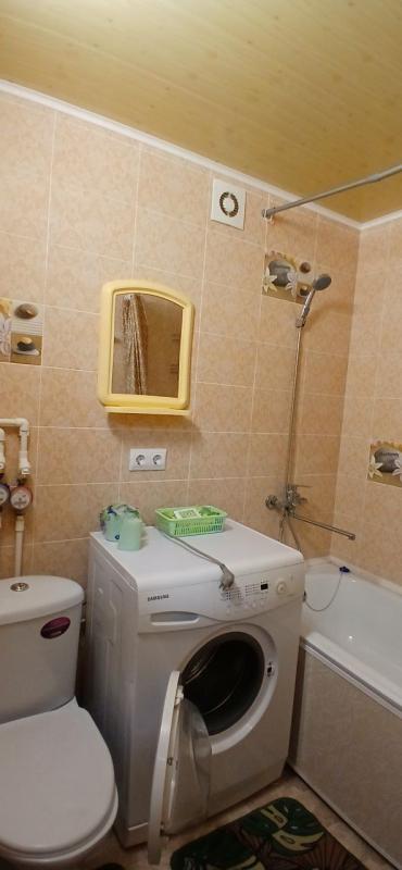 Продаётся однокомнатная квартира на привлекательном этаже г. - Новотроицк