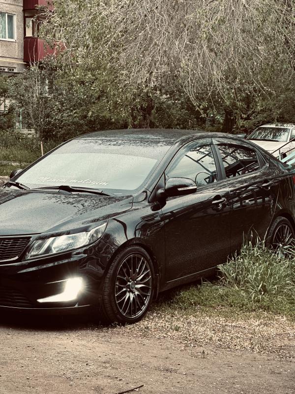 Продам личный автомобиль 
Владею шесть лет
За шесть лет никогда не подводила, не подведет ещё лет 10 - Новотроицк