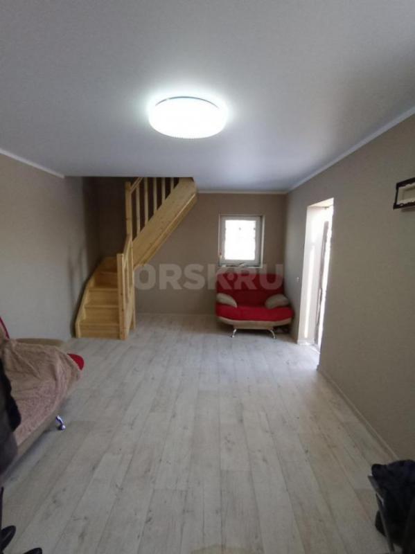 Продам садовый участок с домом СНТ «ЮУМЗ 1»  район зеленхоза
Земли 7 соток, двух этажный дом постро - Орск