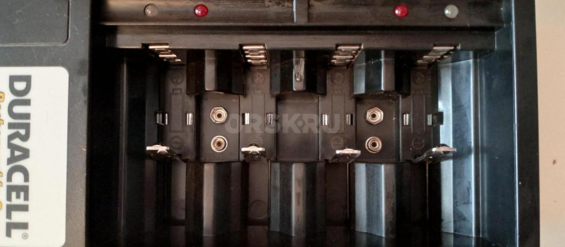 Оригинальное многофункциональное зарядное устройство Duracell. - Орск