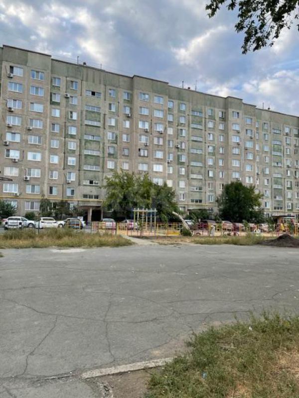 Сдам светлую и уютную 3-х комнатную квартиру в самом лучшем р-не. улучшенной планировки 63 кв. - Орск