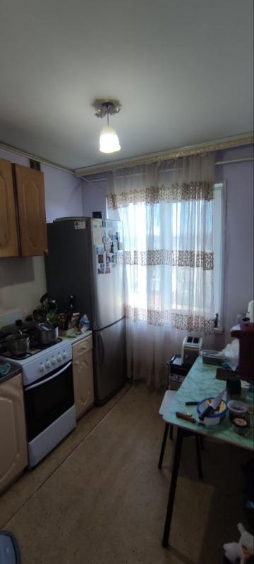 Сдам 2-х комнатную квартиру переделанную с 3-х комнатной, всё необходимое для проживания есть( мебел - Новотроицк