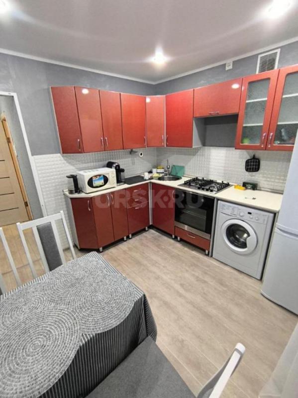 Продам 1-комнатную теплую, светлую, уютную квартиру в пос. - Орск