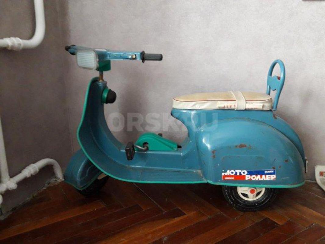 Куплю детские педальные машинки СССР, педальный трактор, педальный мотороллер и др. - Орск