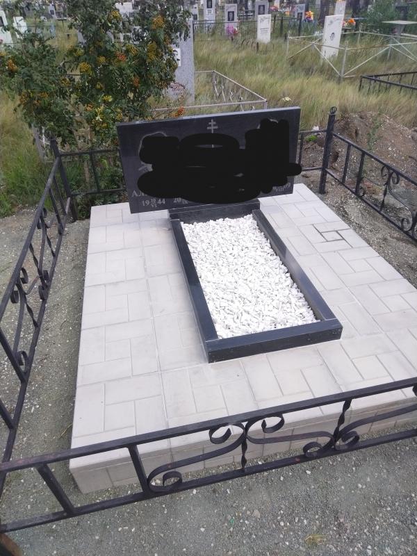 Благоустройство мест захоронений. - Гай