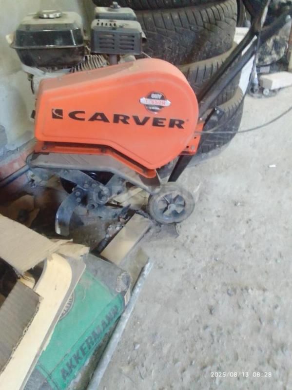 Продам мотоплуг пахал не более пяти соток разборные фрезы по три с каждой стороны навесного нет сост - Орск