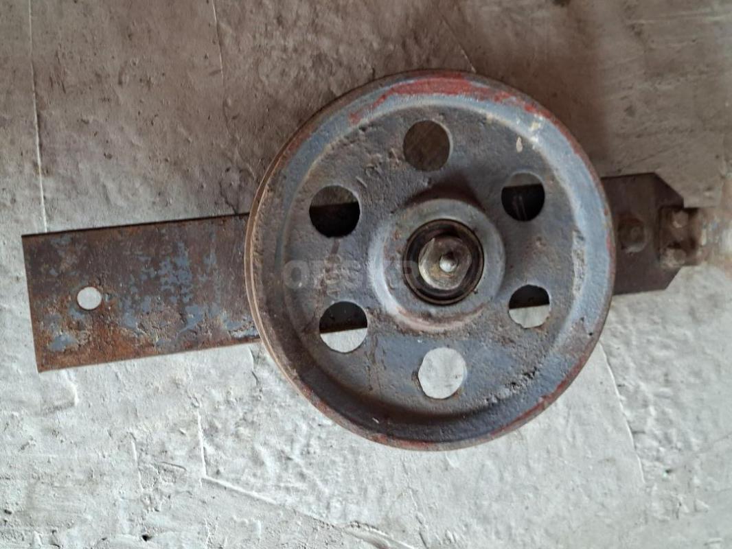 Куплю ролики на подчипниках, электроды мр 3, 4мм. - Орск