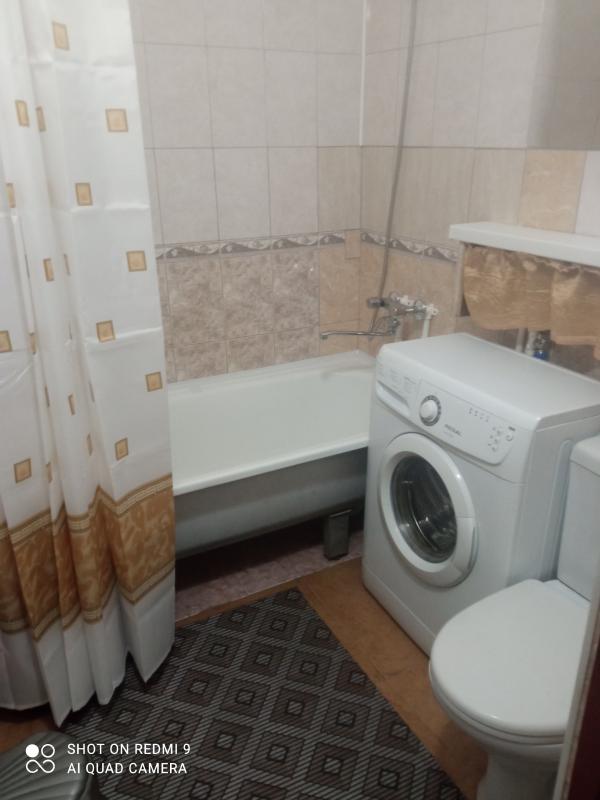 Сдается 2 комнатная квартира, Советская 67, 3 этаж (район пл. - Новотроицк