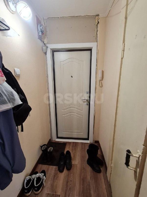 Продам 2 х- комнатную квартиру по адресу: ул. - Орск