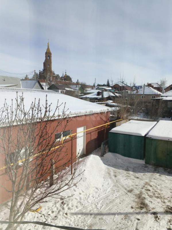 Трехкомнатная квартира в центре Старого города. - Орск