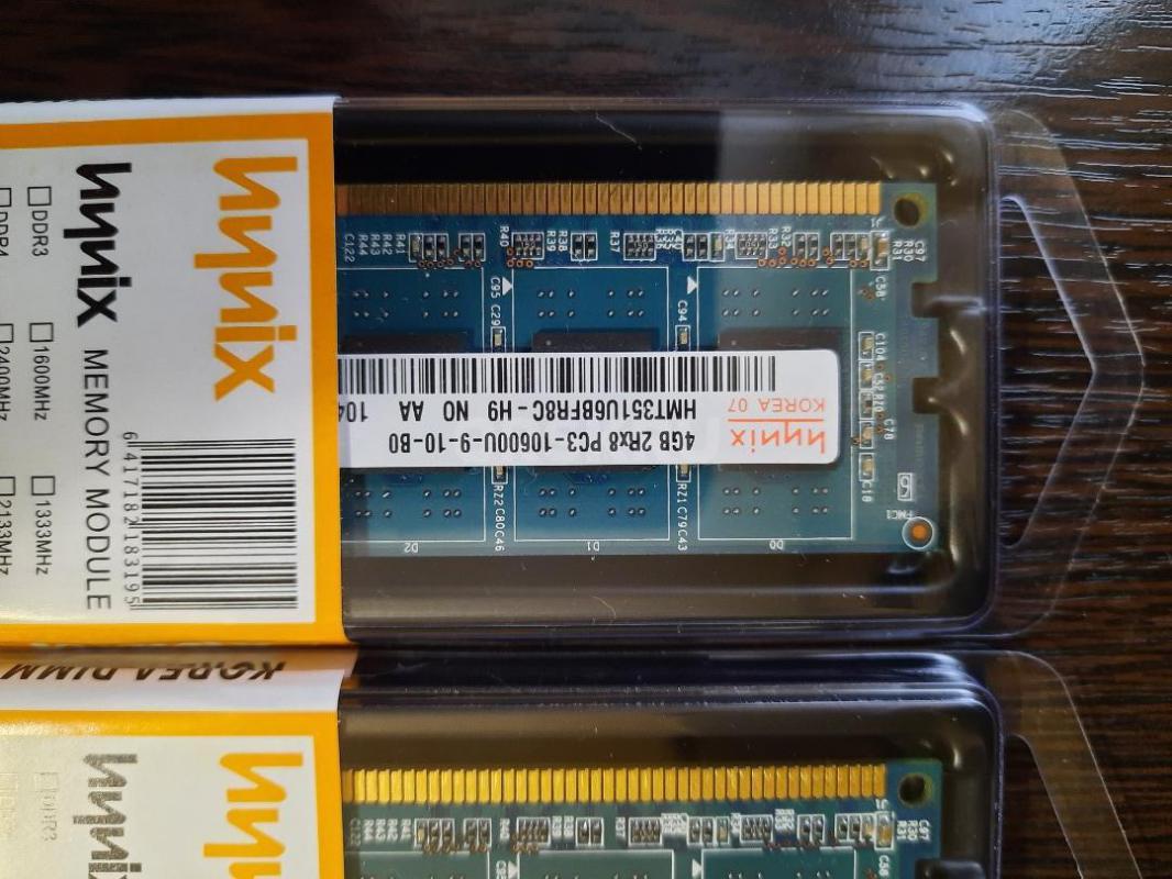 Продам оперативную память Hynix DDR3 1333 MHz DIMM PC-10600U, 2GB -- 2 штуки за 400 руб. - Новотроицк