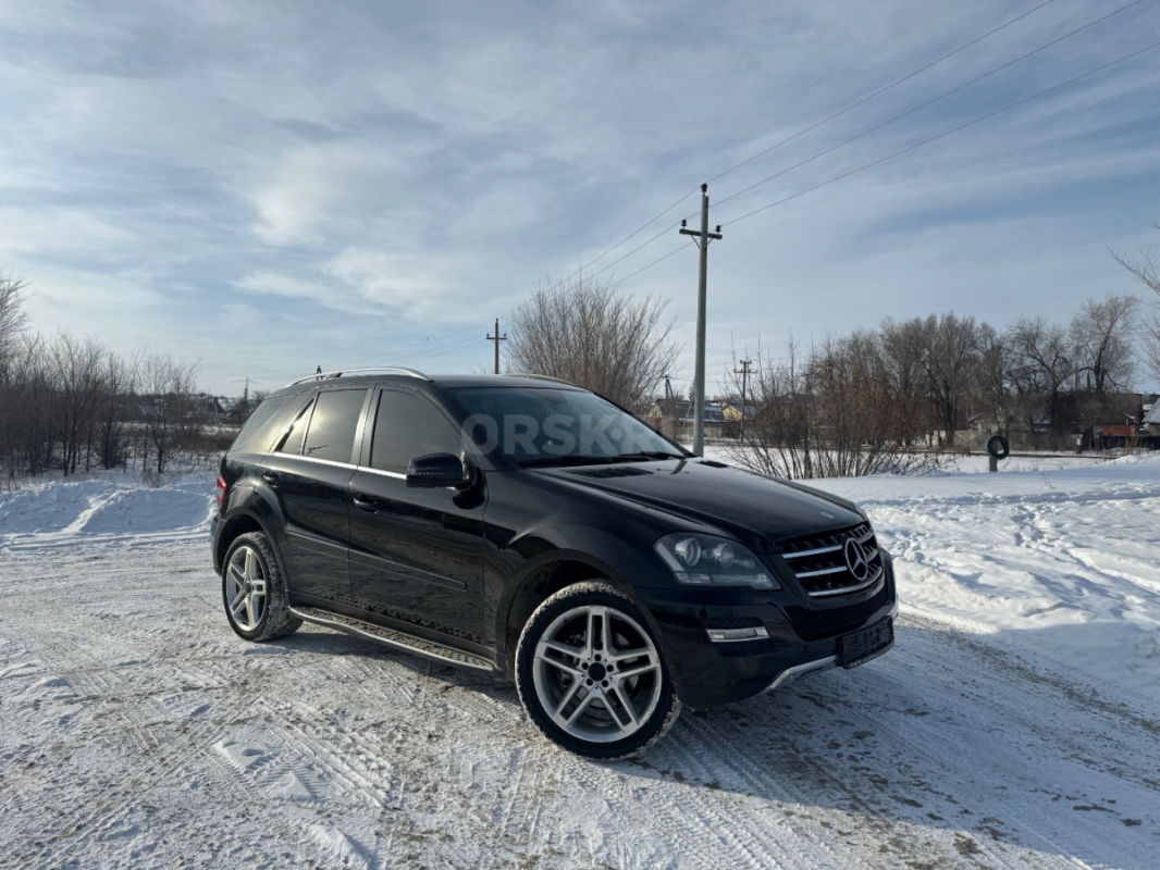 В ПРОДАЖЕ Mercedes-Benz ML 350 2012 года. - Орск