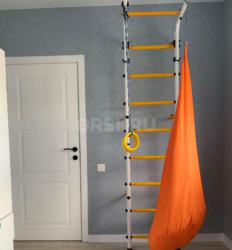 Просторная квартира Краматорская улица, 2а в центре, длительный или короткий срок. - Орск