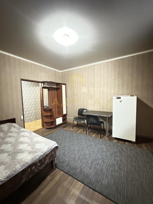 В продаже комната в двухкомнатной квартире, площадью 14,4 кв. - Оренбург