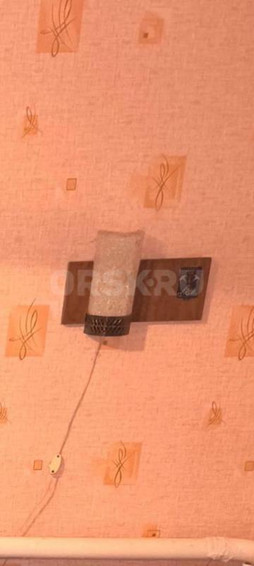 Продам спальный гарнитур цвет орех. - Орск