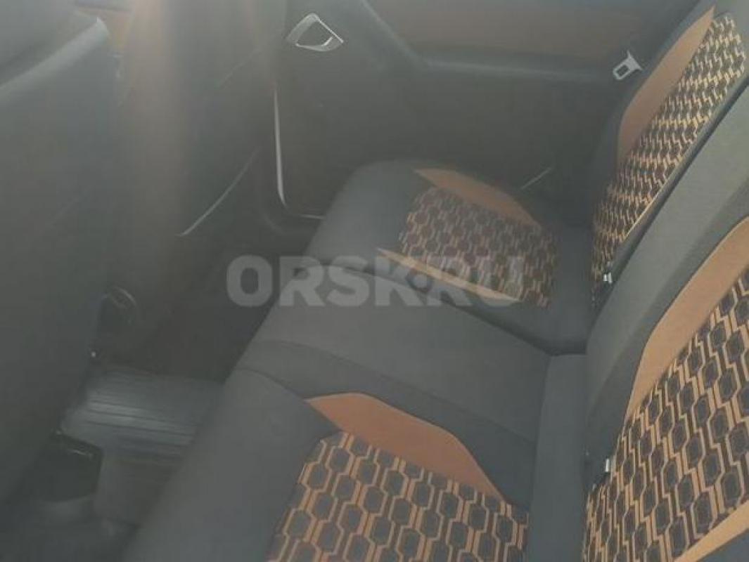 продам гранту кросс в хорошем состоянии без дтп с кондиционером есть  подогревы сидений  1 хозяин - Орск